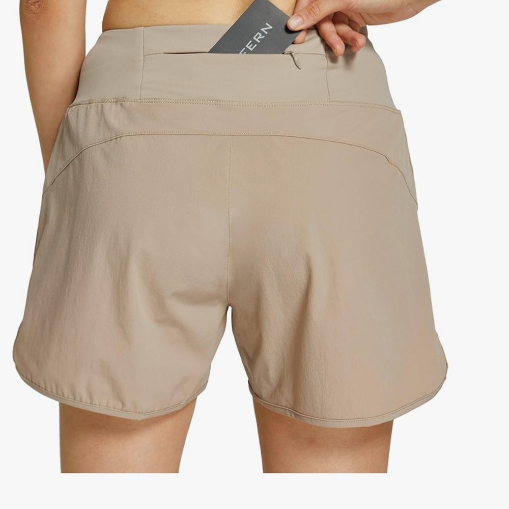 Women's Tan Running, Hiking Shorts XS NWT - Picture 3 of 9